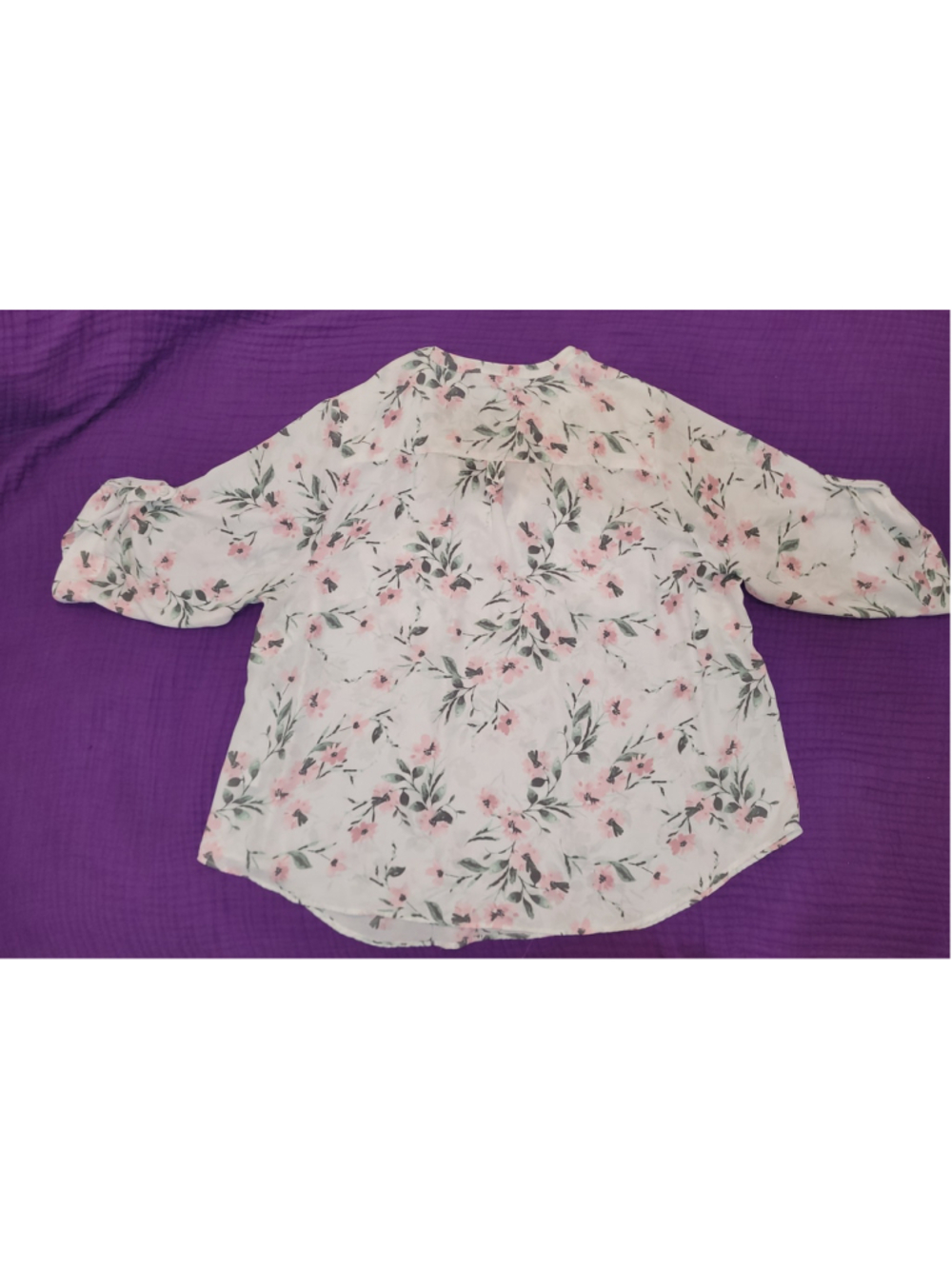 Torrid Harper Blouse Size 3 3X White Pink Floral Roll Tab Chiffon Plus Top